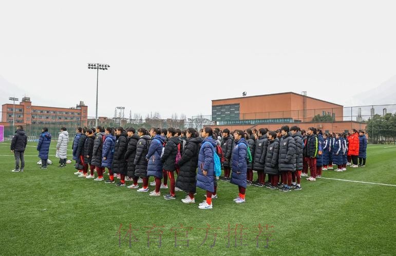 飞得更高，看得更远——全国2005-2006年龄组女足精英球员训练营圆满结束